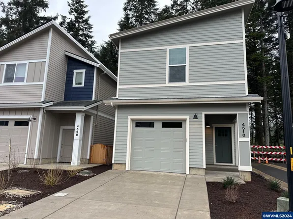 4510 SE Fleming St, Newport, OR 97366