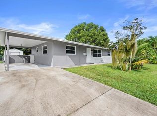 3251 Capri Rd, Palm Beach Gardens, FL 33410