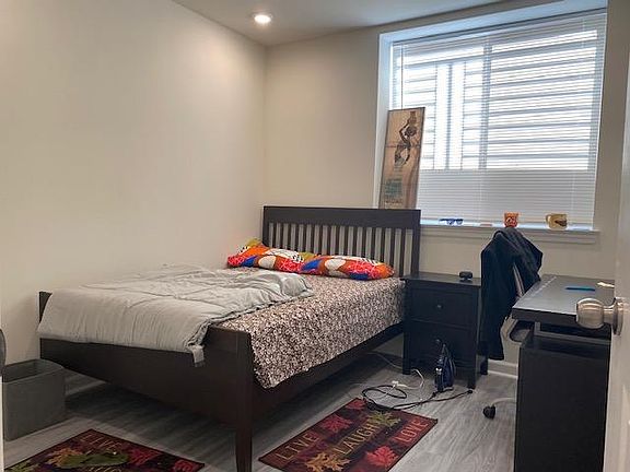 4th image of 3609 Spring Garden St #9