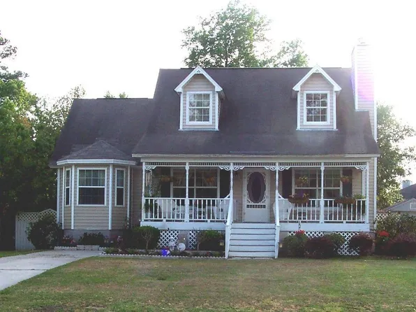 105 Stonebridge Dr, Savannah, GA 31410