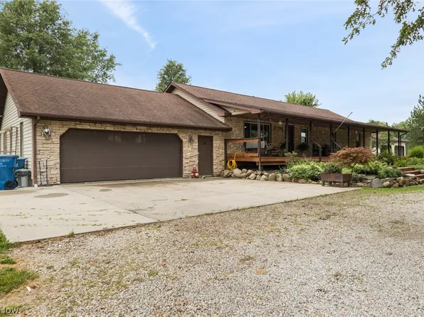 44123 Albrecht Rd, Elyria, OH 44035