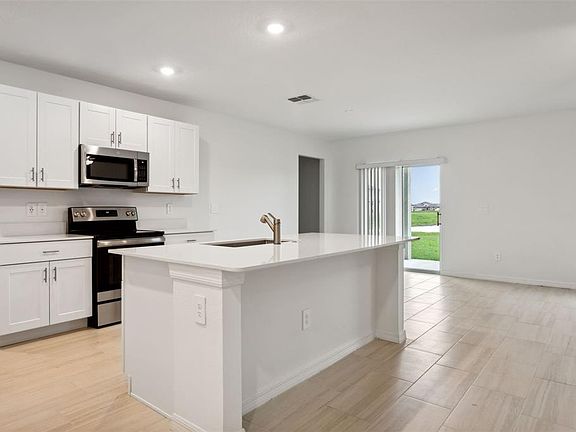 5th image of 32309 Wishing Haven Dr