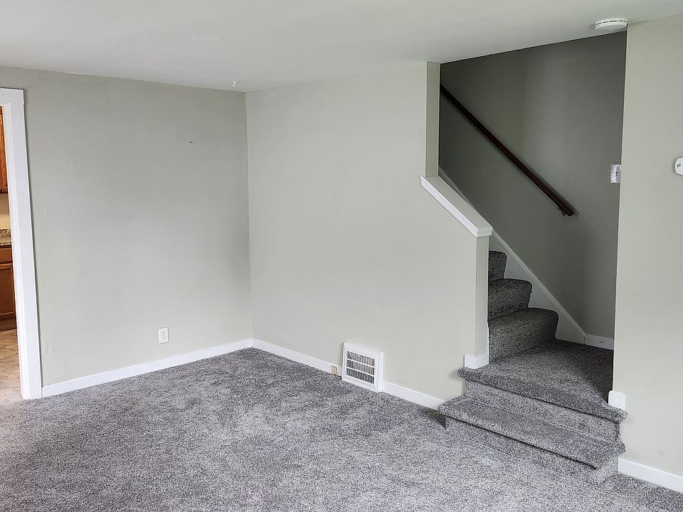 Living Room with brand new carpet