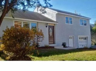 22 Russell Rd, New Castle, DE 19720