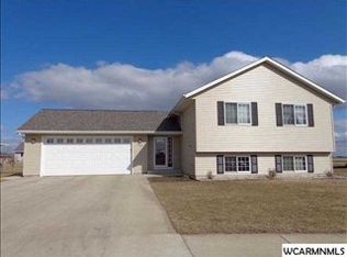 1230 Patricia Ct, Marshall, MN 56258