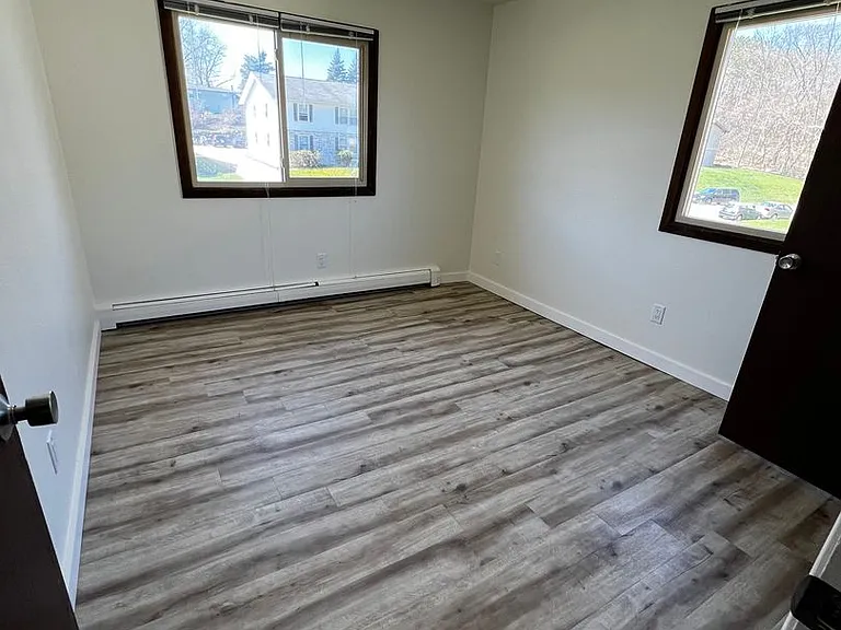 Spartan Drive Apartments — Photo 11