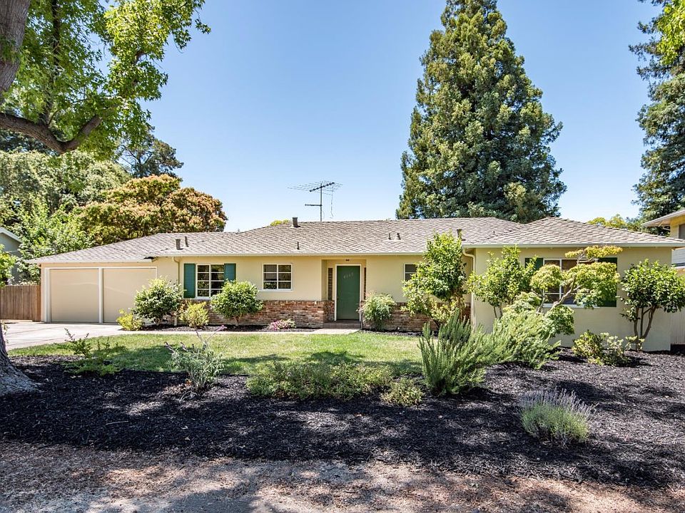 1st image of 4068 Laguna Way