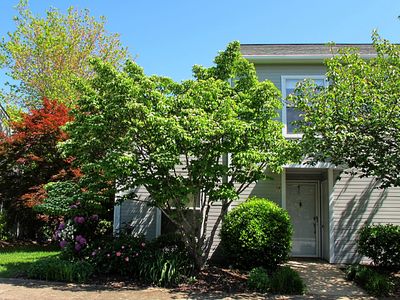 1250 Maple View Dr, Charlottesville, VA, 22902