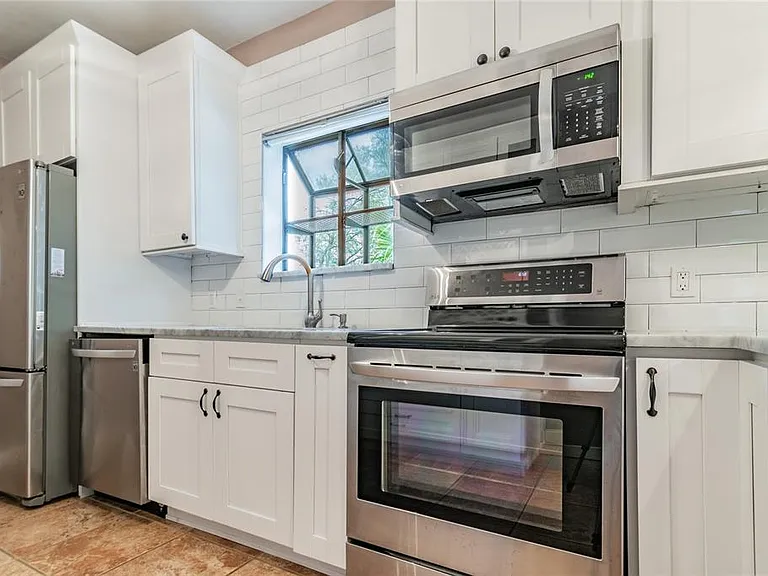 317 W Jean St — Photo 21