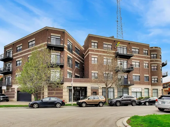 3028 W Roscoe St APT 406, Chicago, IL 60618