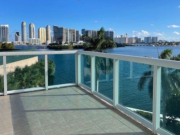5th image of 3370 Hidden Bay Dr #513
