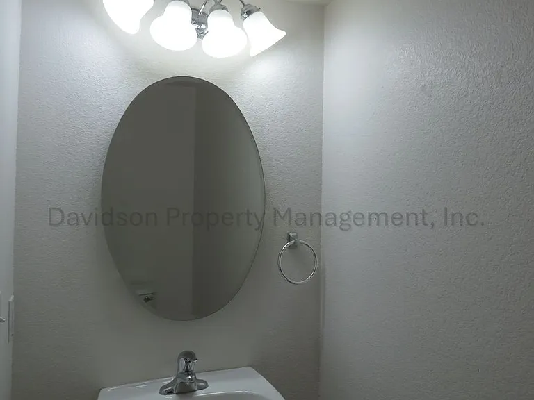 7629 Autumn Knoll Dr — Photo 8