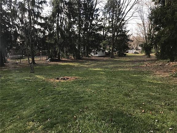 3rd image of 105 Echo Springs Cir