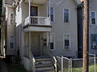 96 N Hamilton St, Poughkeepsie, NY 12601