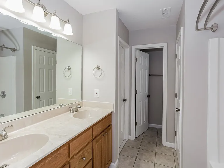 1641 Red Bird Cir — Photo 10