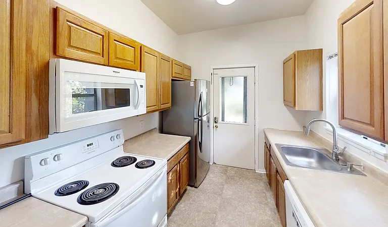 126 Hill St #1 — Photo 7