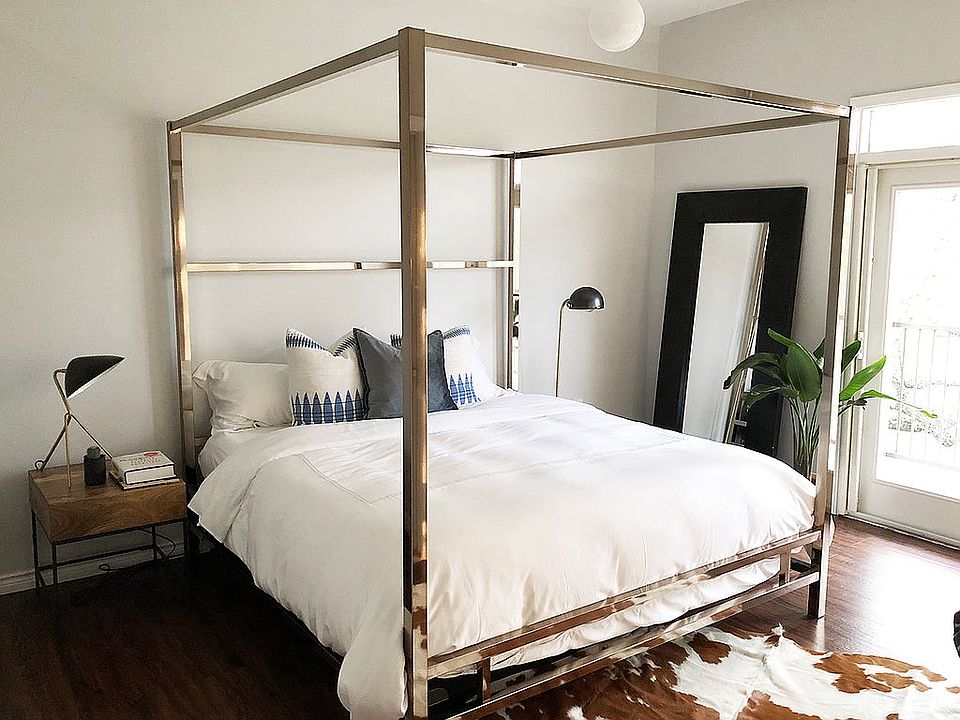1st image of 413 Santa Clara Pl