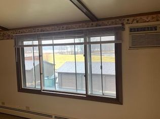 126 1st Ave E #2, Andalusia, IL 61232