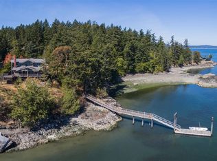 891 Smugglers Cove Rd, Shaw Island, WA 98286