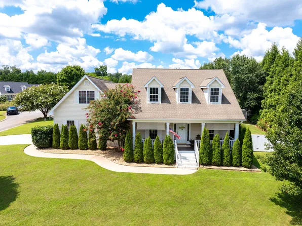 231 Fernwood Dr NE, Cleveland, TN 37323