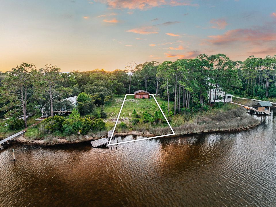 1st image of 10 S Gulf Dr