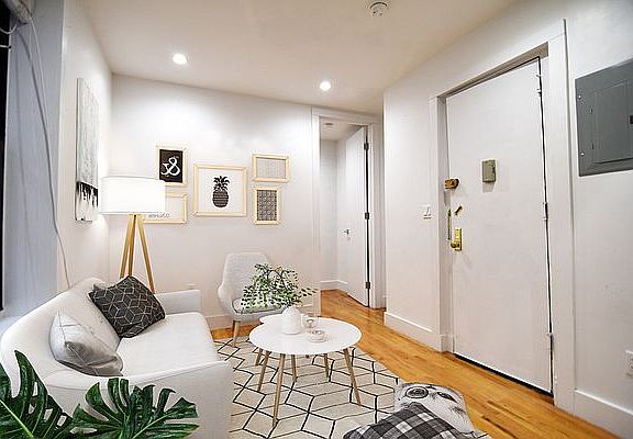 2nd image of 1484 Amsterdam Ave #6