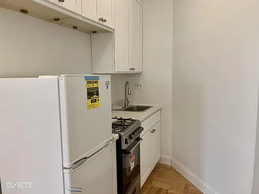 Rented by Citi Habitats | media 16