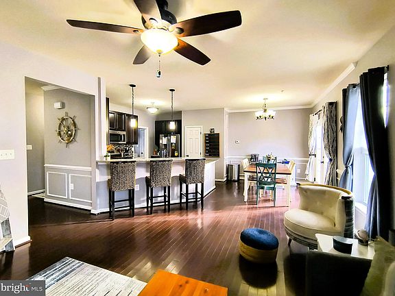5th image of 41467 Osborne Ln