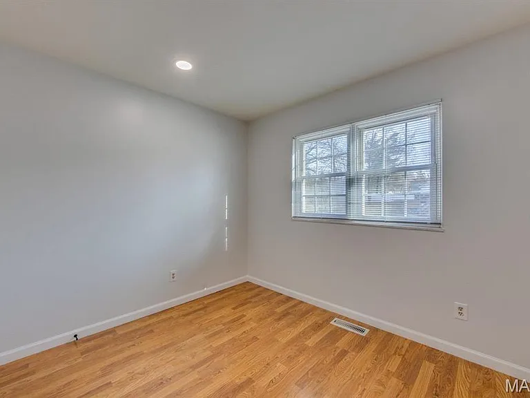 359 Palermo Dr — Photo 22