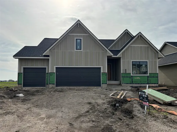 4721 178th St, Urbandale, IA 50323