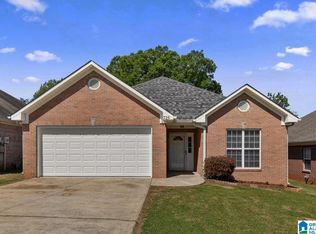 725 Salters Dr, Bessemer, AL 35023