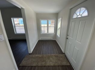 915 S 34th St #2, South Bend, IN 46615