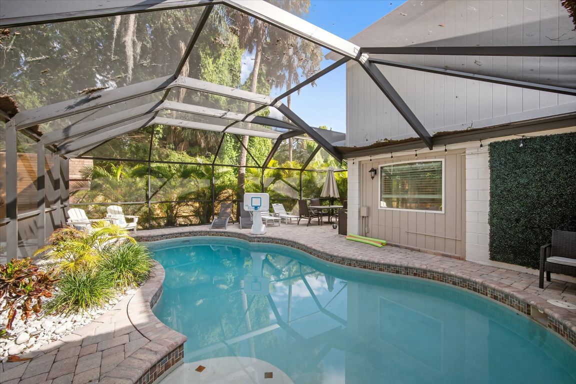 next background image