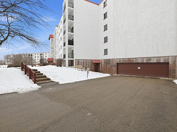 5th image of 375 Plum Creek Dr #5012