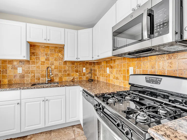 304 Deal Lake Dr #35 — Photo 17