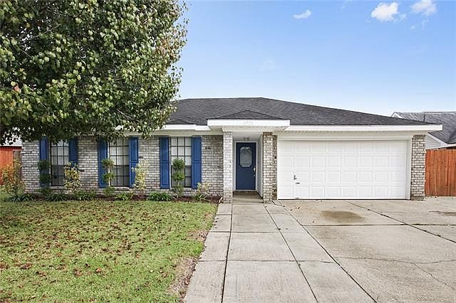 1st image of 4725 Red Oak Dr