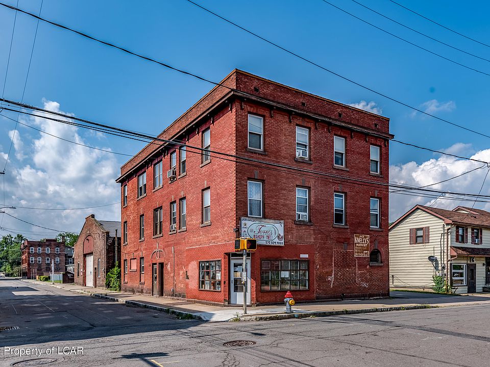 1st image of 160 N Washington St