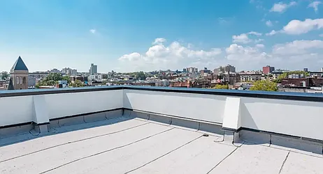 Rented by Loom Capital Group Inc.