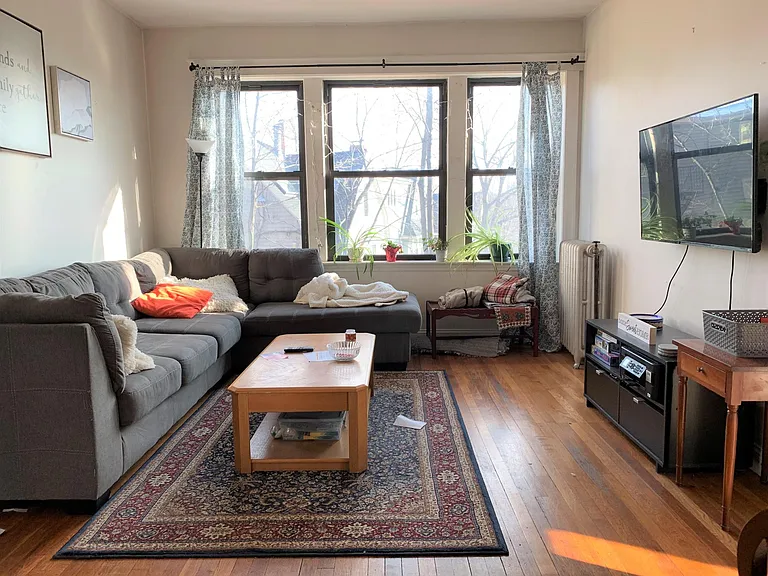 11 Cummings Rd #3 — Photo 2
