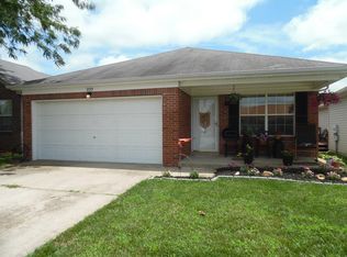 233 Courchelle Dr, Nicholasville, KY 40356