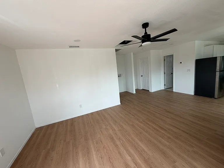 1371 Phillips St #2 — Photo 11