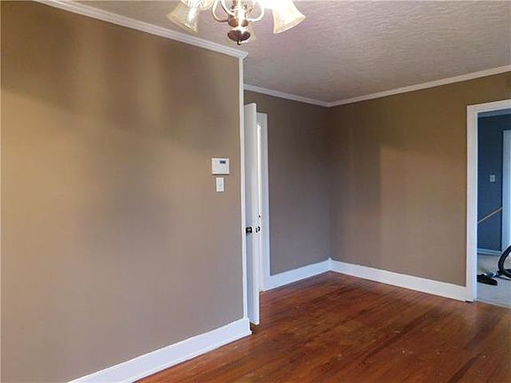 2nd image of 1318 Lona Rester Pl