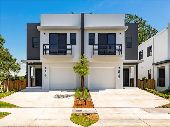2nd image of 847 SW 29th St