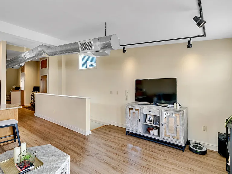 3507 Butler St #3 — Photo 5