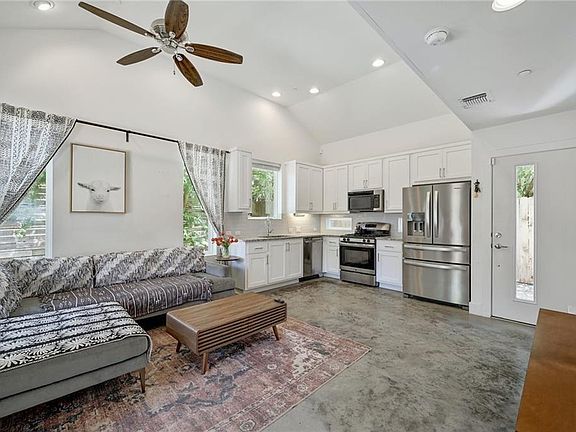 4th image of 3514 Clawson Rd Unit 2