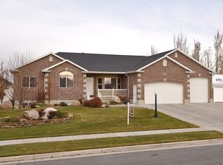 2256 W 1175 S, Syracuse, UT 84075