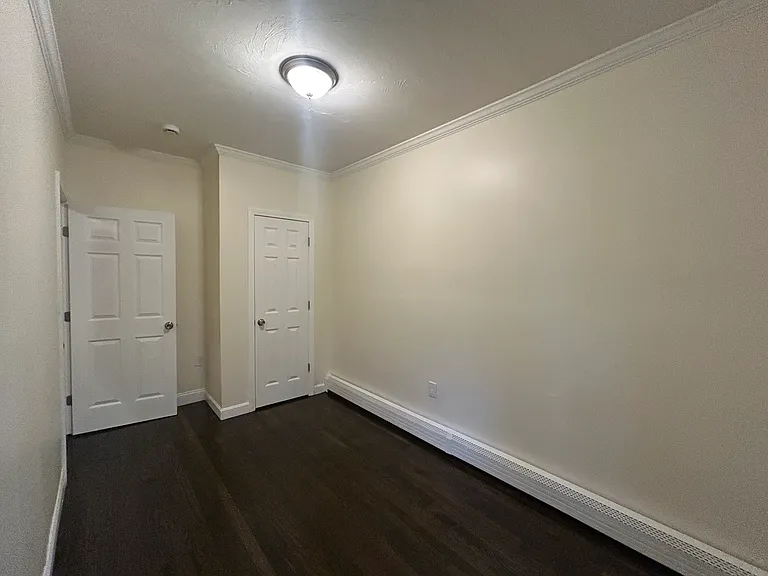 435 Walnut Ave #6 — Photo 6