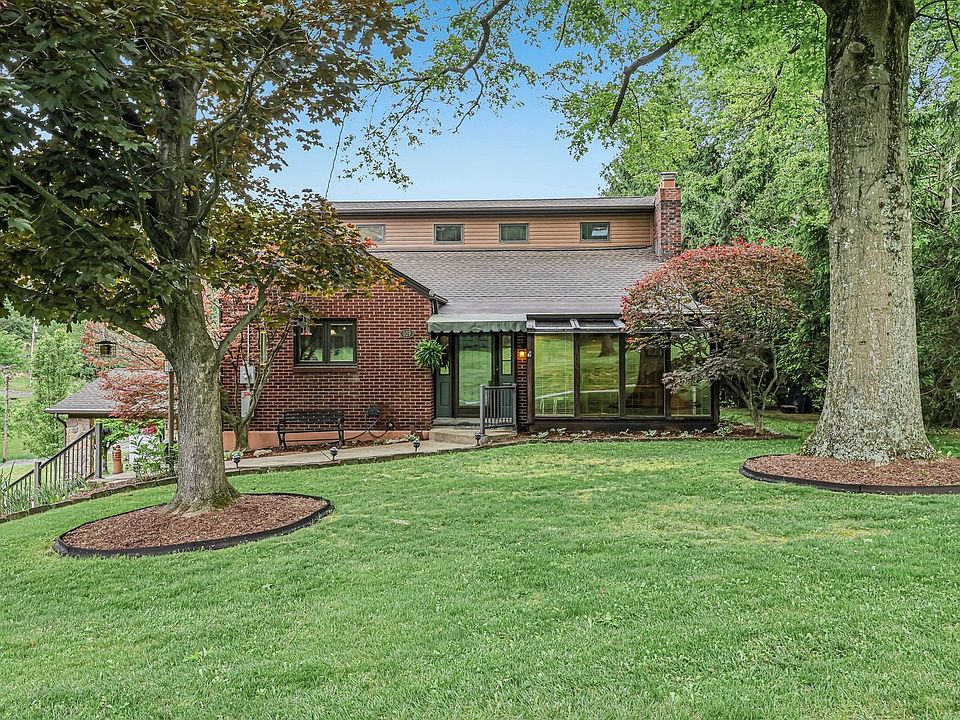 1st image of 529 Utopia Rd