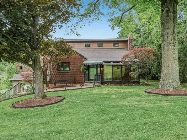 529 Utopia Rd, Apollo, PA 15613