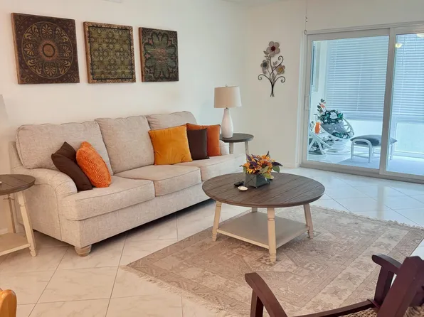 2950 SE Ocean Boulevard #8-6, Stuart, FL 34996